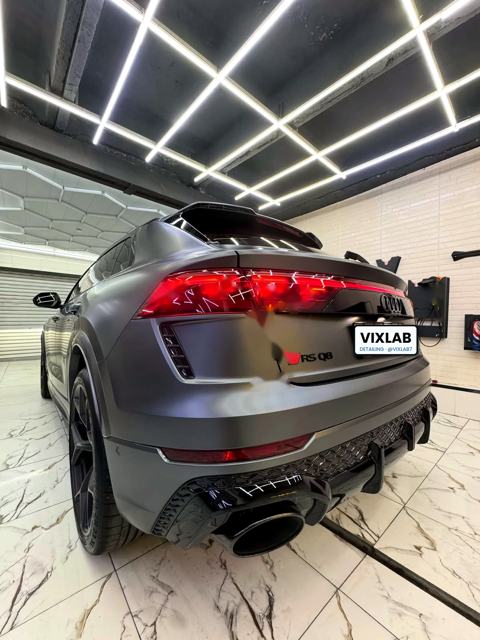 Audi RS Q8, Satin finish